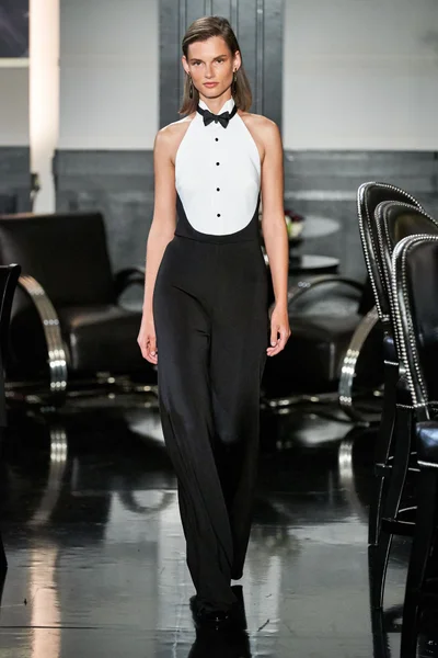 Look 6